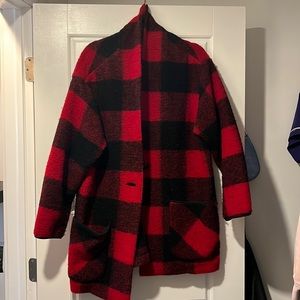 Plaid Aritzia Wool Coat! ❤️🖤